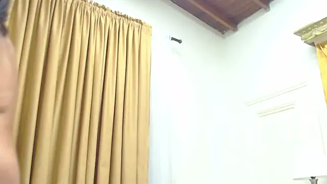 MiaCallie online show from 03/02/25, 07:56