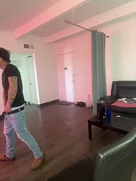 Snapshot of Papinine6 chatting on 10/30/25, 05:24 Papinine6 online show from 10/30/25, 05:24