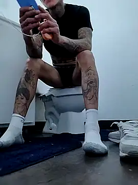 Papinine6 online show from 11/26/25, 04:24