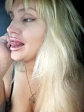 Freya Milf online show from 02/17/26, 02:35