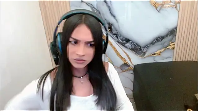 Dollbehavior  online show from 09/13/25, 03:17