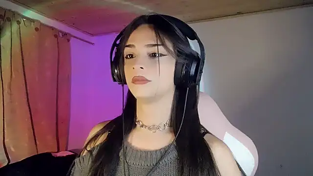 Dollbehavior  online show from 02/04/26, 04:29