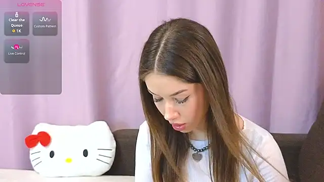 Snapshot of ellie_kramer chatting on 07/14/26, 06:13 ellie kramer online show from 07/14/26, 06:13
