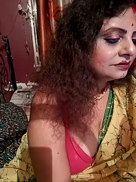 Snapshot of Maaya66 chatting on 12/07/24, 04:58 Maaya66 online show from 12/07/24, 04:58