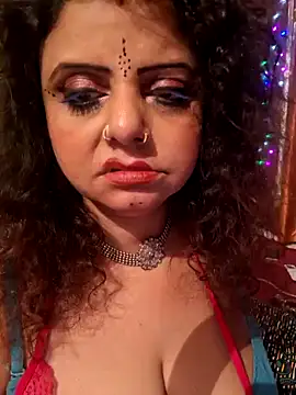 Snapshot of Maaya66 chatting on 12/10/24, 10:37 Maaya66 online show from 12/10/24, 10:37