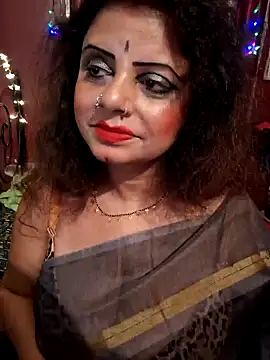 Snapshot of Maaya66 chatting on 01/10/25, 07:21 Maaya66 online show from 01/10/25, 07:21