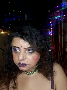 Snapshot of Maaya66 chatting on 01/15/25, 12:09 Maaya66 online show from 01/15/25, 12:09