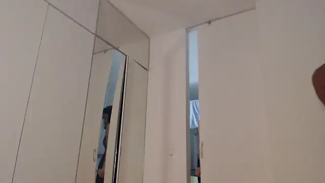 Caribbean beauty  online show from 01/18/26, 04:05