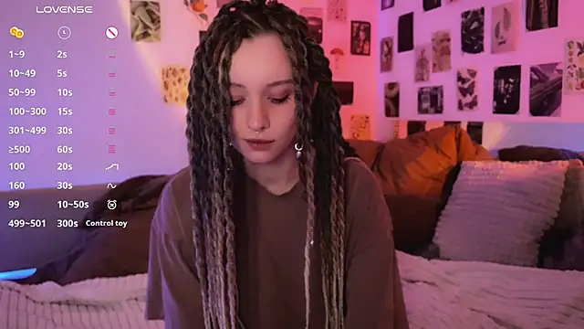 Snapshot of yourconcept chatting on 12/29/24, 04:51 yourconcept online show from 12/29/24, 04:51