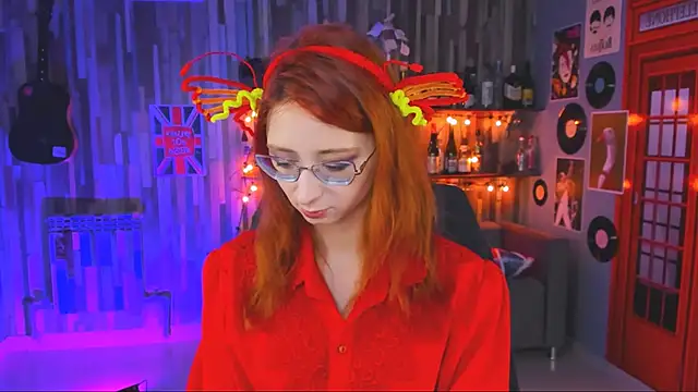 Snapshot of Orianna_Fox chatting on 12/04/24, 12:14 Orianna Fox online show from 12/04/24, 12:14