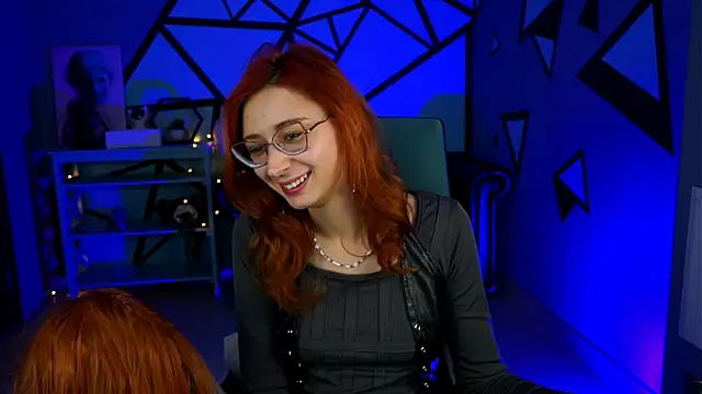 Snapshot of Orianna_Fox chatting on 12/07/24, 06:26 Orianna Fox online show from 12/07/24, 06:26