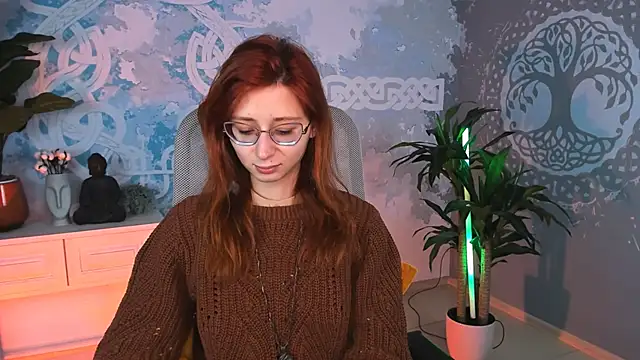 Snapshot of Orianna_Fox chatting on 12/13/24, 09:13 Orianna Fox online show from 12/13/24, 09:13