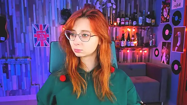 Snapshot of Orianna_Fox chatting on 12/22/24, 09:11 Orianna Fox online show from 12/22/24, 09:11