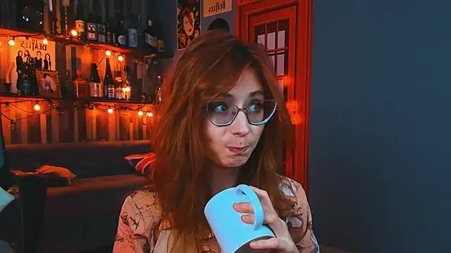 Snapshot of Orianna_Fox chatting on 12/29/24, 07:43 Orianna Fox online show from 12/29/24, 07:43