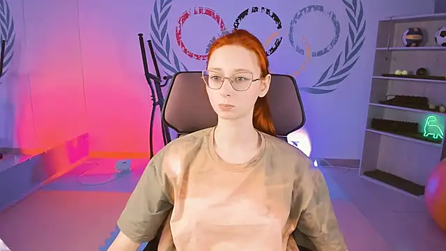 Snapshot of Orianna_Fox chatting on 01/19/25, 12:17 Orianna Fox online show from 01/19/25, 12:17