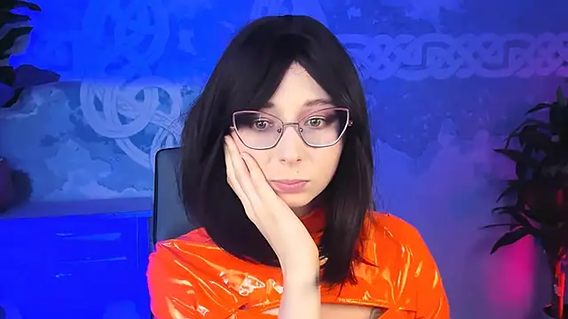 Snapshot of Orianna_Fox chatting on 02/02/25, 06:42 Orianna Fox online show from 02/02/25, 06:42