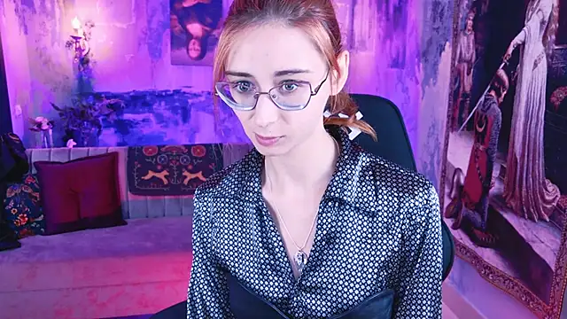 Snapshot of Orianna_Fox chatting on 03/21/25, 04:28 Orianna Fox online show from 03/21/25, 04:28