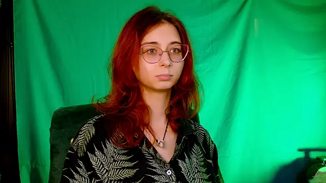 Snapshot of Orianna_Fox chatting on 09/18/25, 02:52 Orianna Fox online show from 09/18/25, 02:52