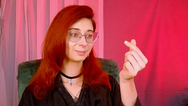 Snapshot of Orianna_Fox chatting on 09/24/25, 02:20 Orianna Fox online show from 09/24/25, 02:20