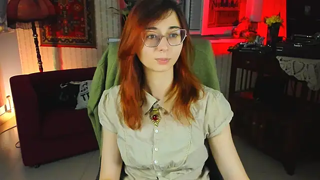 Snapshot of Orianna_Fox chatting on 10/24/25, 09:28 Orianna Fox online show from 10/24/25, 09:28