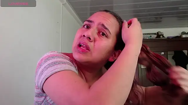 Snapshot of Lexyevans chatting on 10/06/25, 06:27 Lexyevans online show from 10/06/25, 06:27