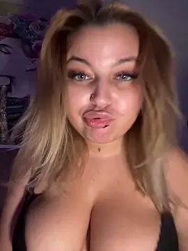 AllysonK online show from 01/29/25, 06:28