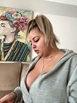 AllysonK online show from 03/12/25, 09:44