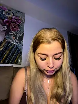 Snapshot of AllysonK chatting on 01/06/26, 05:16 AllysonK online show from 01/06/26, 05:16