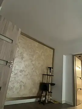 Snapshot of AllysonK chatting on 01/11/26, 12:43 AllysonK online show from 01/11/26, 12:43