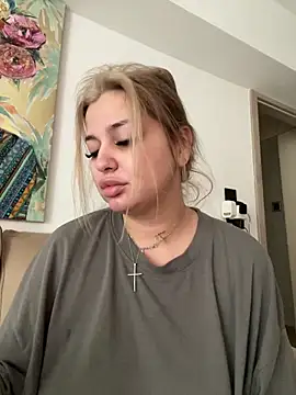 Snapshot of AllysonK chatting on 02/21/26, 12:17 AllysonK online show from 02/21/26, 12:17