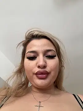 AllysonK online show from 04/01/26, 01:41