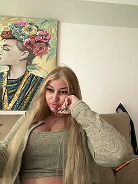 Snapshot of AllysonK chatting on 04/30/26, 12:00 AllysonK online show from 04/30/26, 12:00