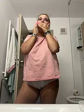 AllysonK online show from 07/31/26, 08:36