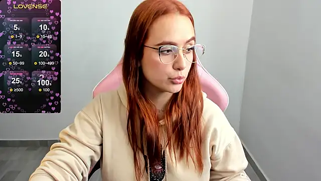 maryluna95 online show from 12/13/24, 06:59