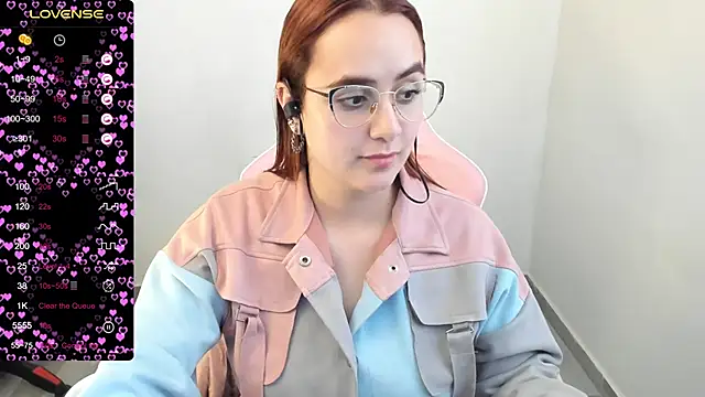 maryluna95 online show from 02/17/25, 10:47