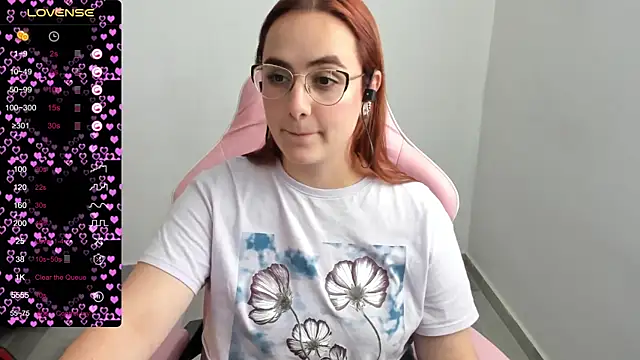 maryluna95 online show from 02/18/25, 08:36