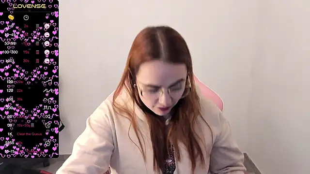 maryluna95 online show from 03/04/25, 12:18