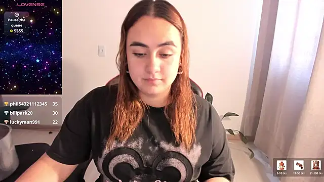 maryluna95 online show from 04/22/26, 03:24