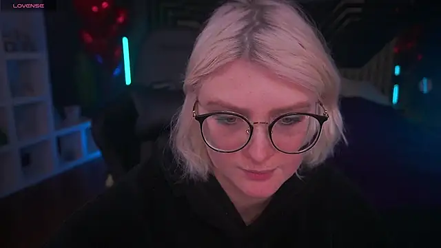 CoolTatis online show from 02/16/25, 01:27