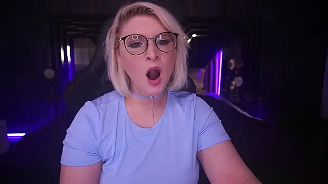 CoolTatis online show from 03/12/25, 09:03