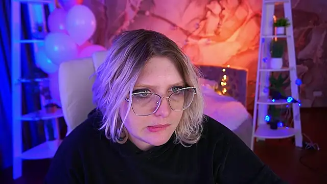 CoolTatis online show from 02/15/26, 07:27