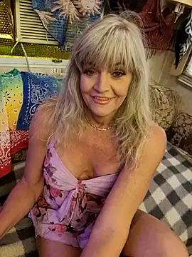 annika lately online show from 10/25/25, 08:36