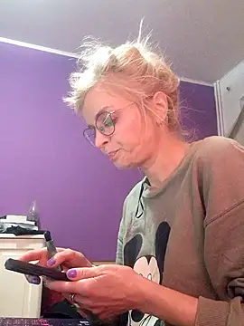 BritneyHudson online show from 03/01/26, 06:54