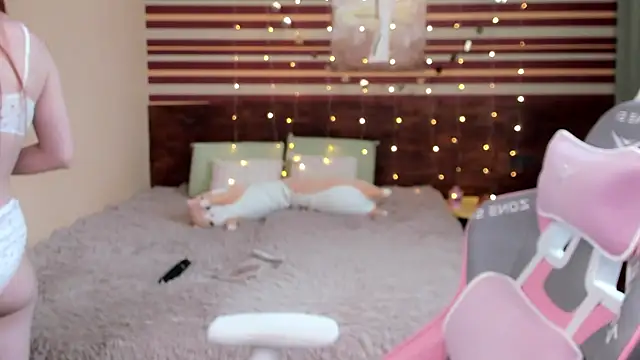 MilanaMua online show from 09/16/25, 07:31