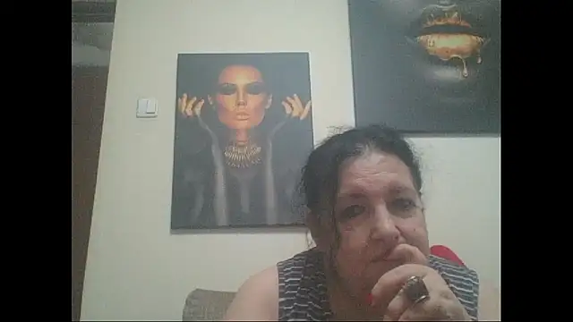 Snapshot of maturekorine chatting on 07/26/26, 02:57 maturekorine online show from 07/26/26, 02:57