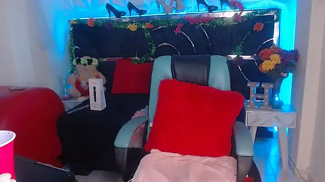 red moon 2 online show from 01/15/25, 10:02