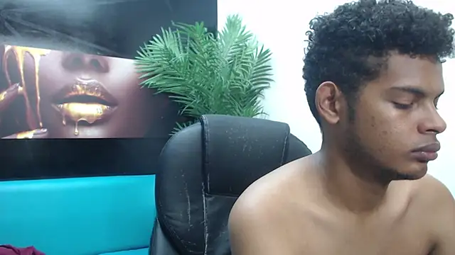 boylittle19cm online show from 03/12/25, 03:40