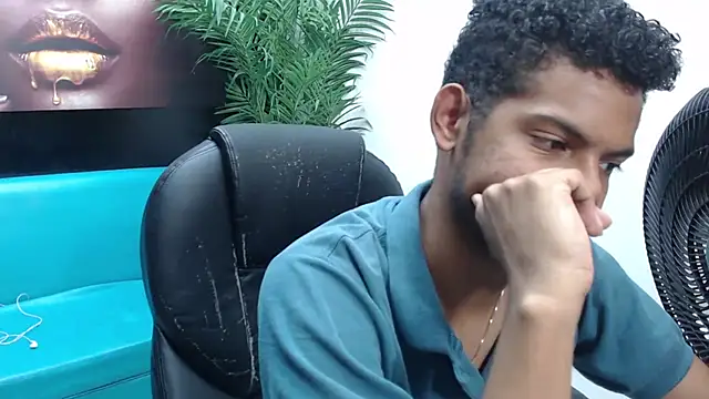 boylittle19cm online show from 03/15/25, 03:27