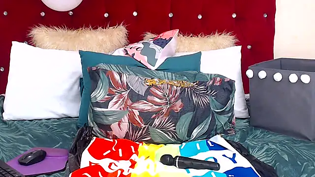 SEXYCARLITA09 online show from 02/20/25, 11:32