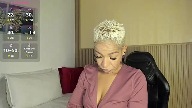 summer night  online show from 09/18/25, 11:45